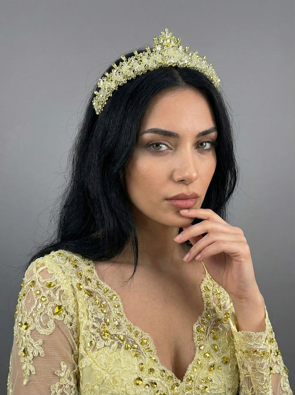 El Yapımı Kristal Taşlı Taç