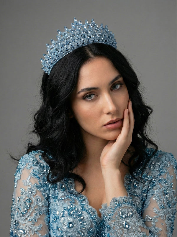Kristal Taşlı Taç –  Gösterişli Özel Gün Tacı