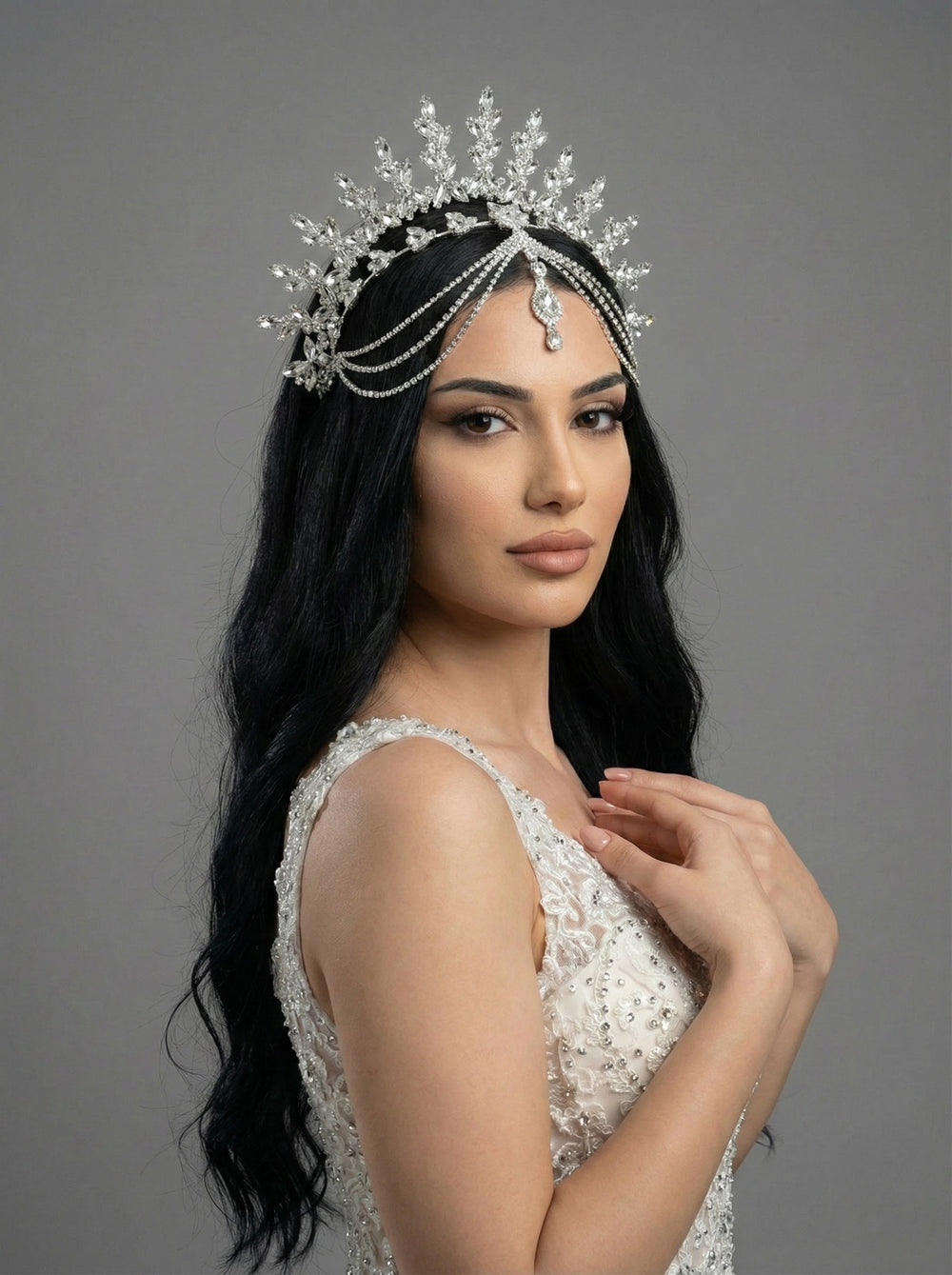 Işıltılı Kristal Gelin Tacı – 7 Renk Seçeneğiyle Zarafetin Ta Kendisi