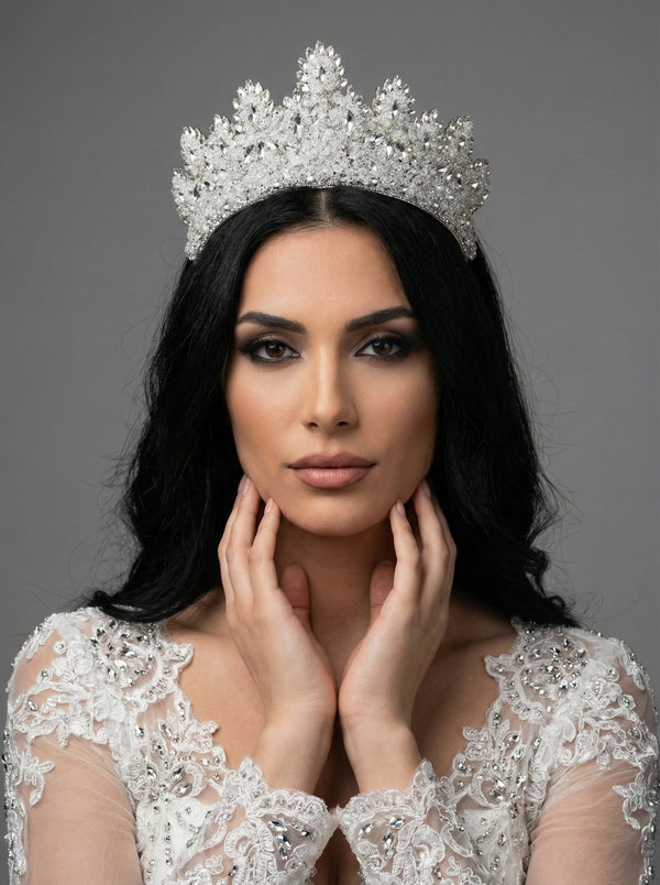 Işıltılı Kristal Taç – El Yapımı Özel Gün Tacı