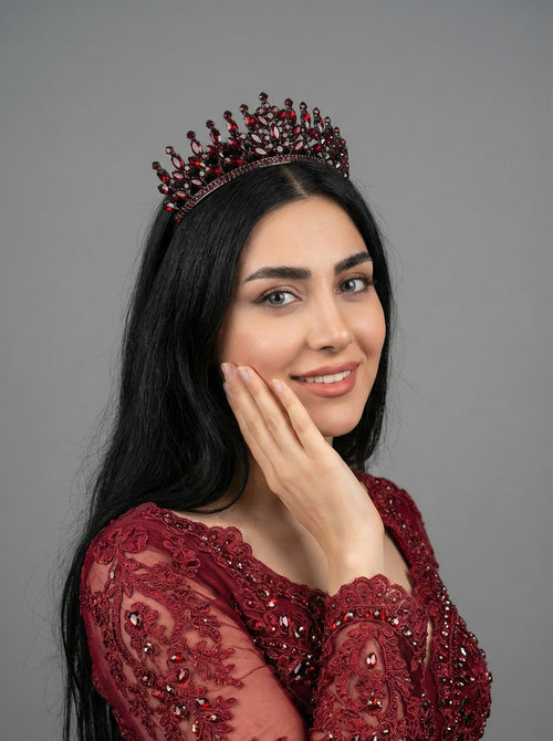 Kristal Taşlı Kraliçe Model Gelin Tacı Işıltılı Düğün Saç Aksesuarı