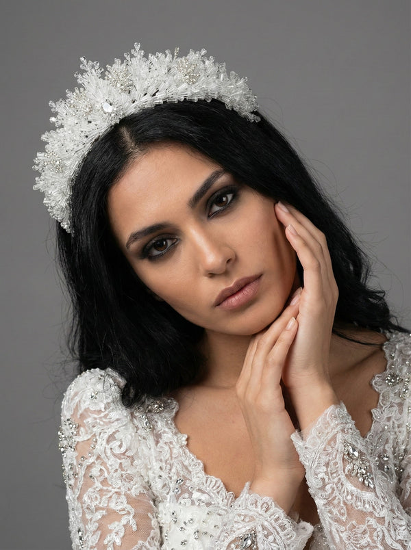 Işıltılı 3D İnci ve Kristal Gelin Tacı – Hacimli El Yapımı Taç