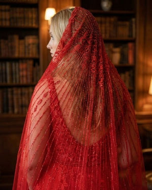 Işıltılı Gelin Duvağı – Simli ve El İşlemeli Tül