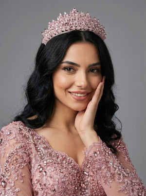 Kristal Taşlı Taç –  Gösterişli Özel Gün Tacı