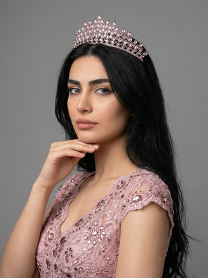 Işıltılı Kristal Taşlı Prenses Tacı – Özel Günler İçin Göz Alıcı Seçim