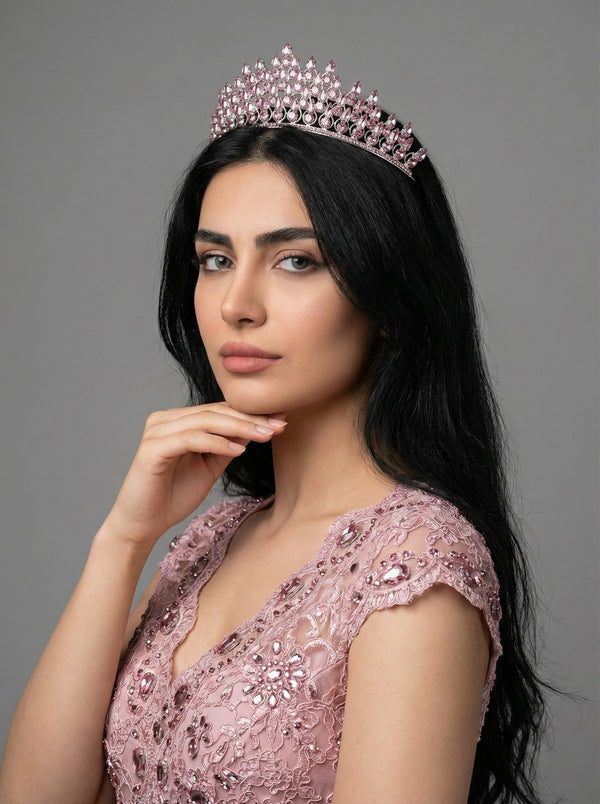 Işıltılı Kristal Taşlı Prenses Tacı – Özel Günler İçin Göz Alıcı Seçim