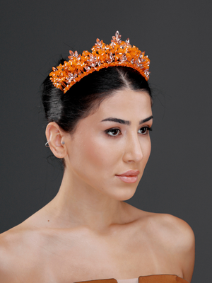 Yoğun Kristal Yapraklı Gelin Tacı – Işıltılı Bridal Taç