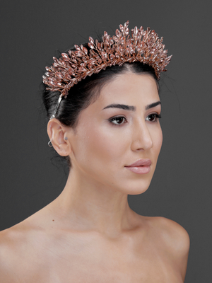 Gösterişli Kristal Gelin Tacı – Işıltılı ve Zarif