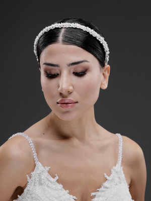 Kristal Gelin Tacı – Zarif ve Minimal Işıltılı Gelin Saç Aksesuarı