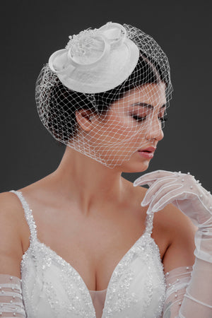 Vintage Fransız Stil Nikah Şapkası – File Tül Detaylı Gelin Aksesuarı