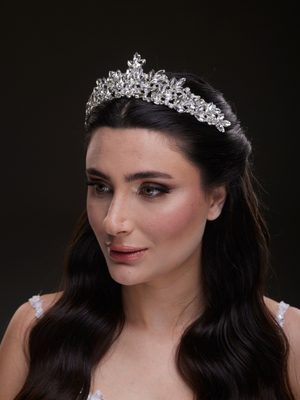 Kristal Taşlı Büyüleyici Gelin Tacı Işıltılı Düğün Saç Aksesuarı